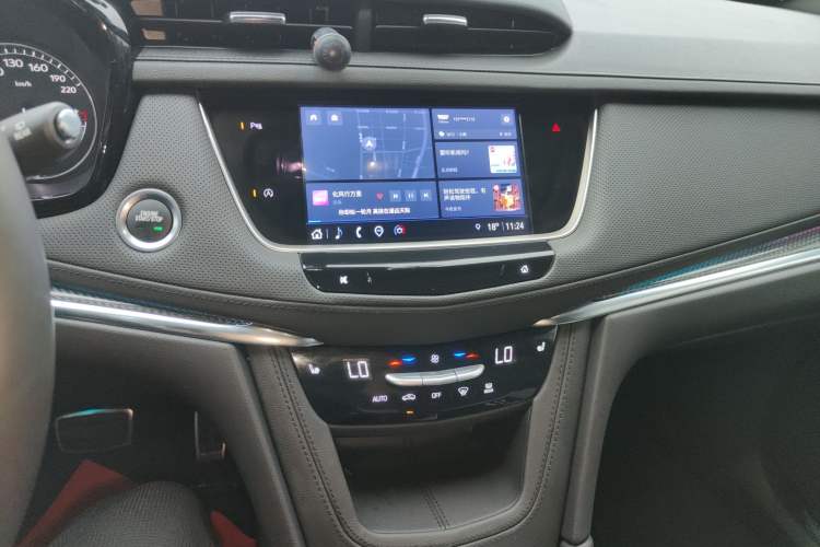 Used Cadillac XT5 2022 2.0T Four-Wheel Drive Luxury Version (Hummingbird Edition) Audio And AC Panel