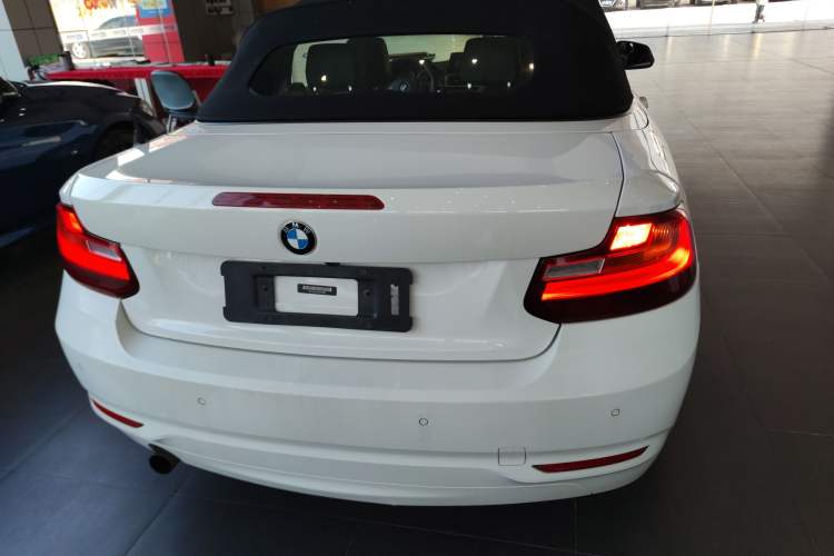 Used BMW 2 Series 2015 218i Convertible Coupe
