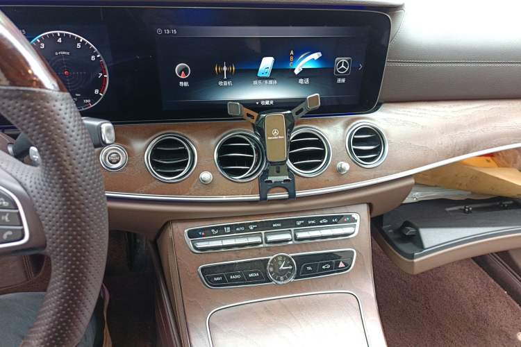 Used Mercedes-Benz E-Class 2016 E 300 L Stylish Model Audio And AC Panel