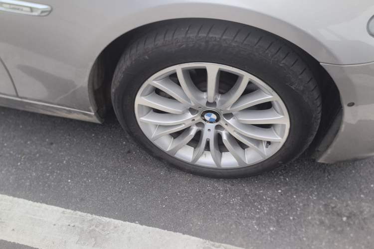 Used BMW 5 Series 2014 525Li Luxury Design Package
