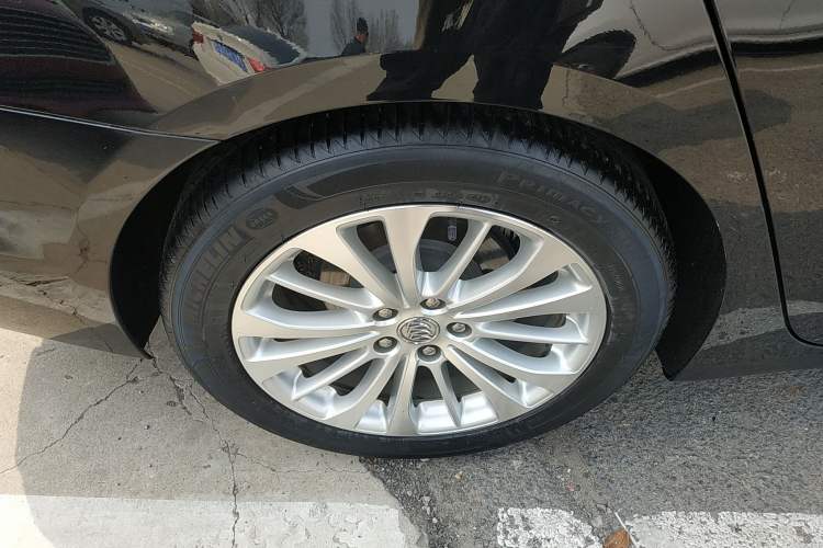 Used Buick LaCrosse 2016 28T Luxury Version
