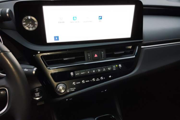 Used Lexus ES 2022 200 Excellence Edition Audio And AC Panel