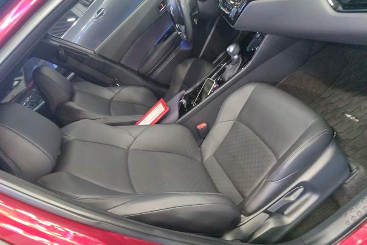 Used Toyota IZOA 2018 2.0L Yichi Version China VI Standard Right Front Seat