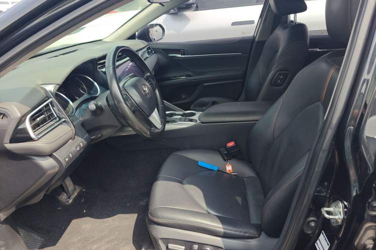 Used Toyota Camry 2019 Dual-Engine 2.5 HG Luxury Edition China VI Standard Left Front Seat