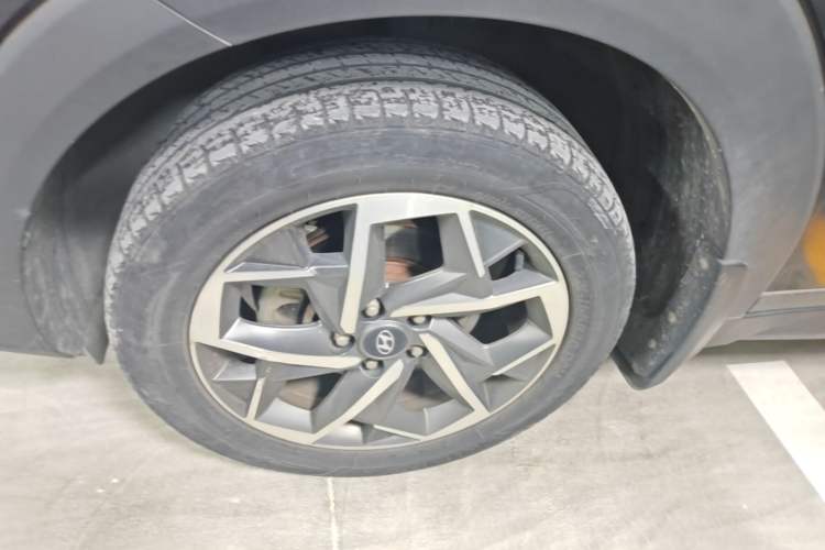 Used Hyundai Tucson 2020 280TGDi Two-Wheel-Drive GLS Fashion Edition China VI Standard Left Front Wheel Hub
