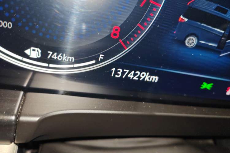 Used Buick GL8 2022 ES Landtrek 653T Luxury Edition
