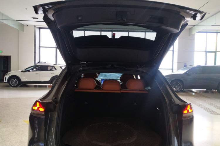 Used Deepal S07 2024 215Max Qiankun Intelligent Driving ADS SE Range-Extended Version