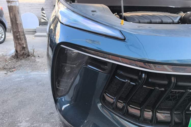 Used FORTHING T5 EVO 2021 1.5TD DCT Starry Edition Right Front Headlight