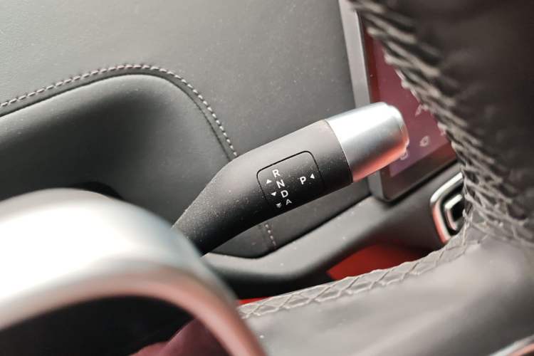 Used Li Auto L8 2023 Pro Model
