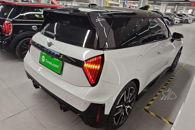 Used MINI Electric MINI COOPER 2024 452km COOPER SE Racing Driver