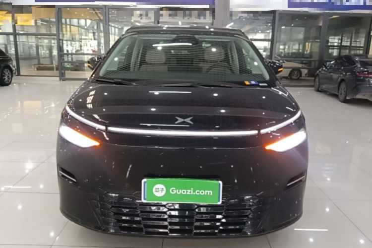 Used XPeng X9 2025 740 Ultra-Long Range Max Front