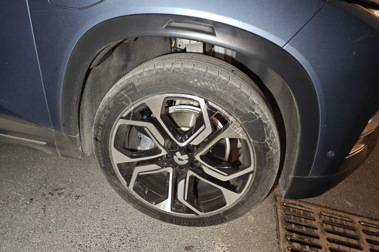 Used Nio ES8 2018 355 km Base Version 6-Seater Edition