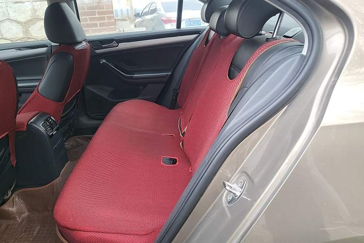 Used Volkswagen Sagitar 2018 1.6L Automatic Comfort Model
