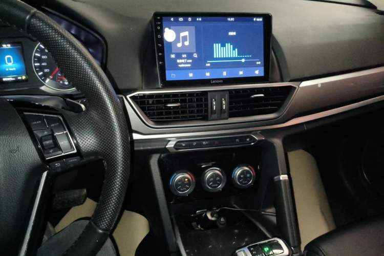 Used Haval H6 2018 Sport Edition 1.5T Automatic Two-Wheel Drive Elite Model China V Standard Audio And AC Panel