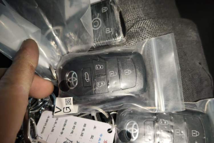 Used Toyota Granvia 2024 2.5L Hybrid Prestige PLUS Edition