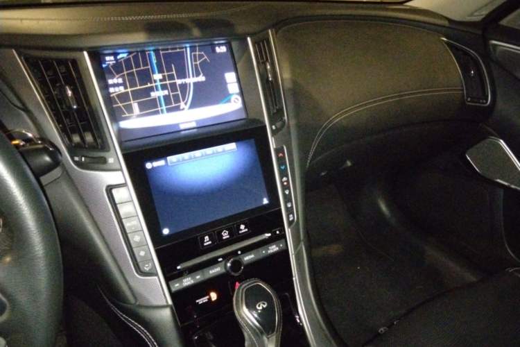 Used Infiniti Q50L 2018 2.0T Enjoyment Edition China V standard