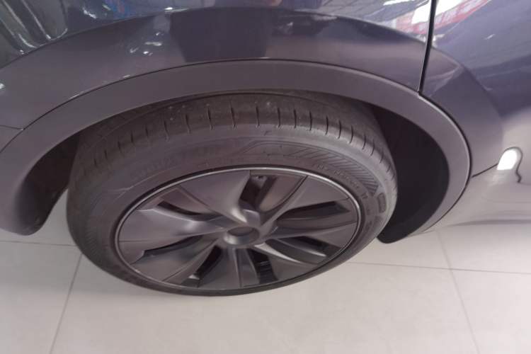 Used Tesla Model Y 2024 Rear-Wheel-Drive Version
