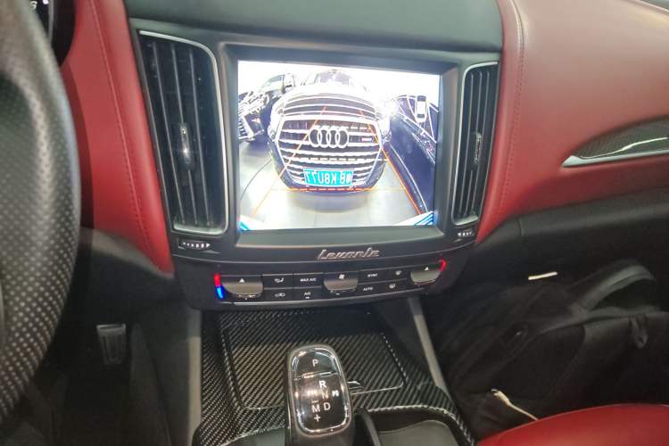 Used Maserati Levante 2016 3.0T Standard Edition Audio And AC Panel