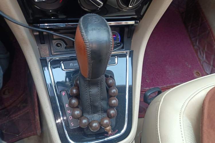 Used Volkswagen Bora 2015 Value Edition 1.6L Automatic Comfort Version