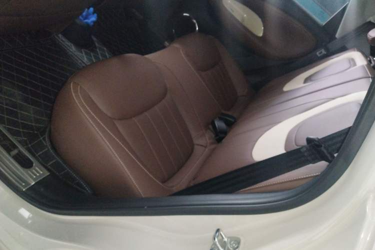 Used Wuling Bingo 2024 333 km Enjoyment Version Left Rear Seat