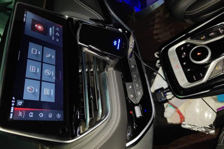 Used SAIC MAXUS G20 2021 PLUS 2.0T Gasoline Automatic Flagship Edition