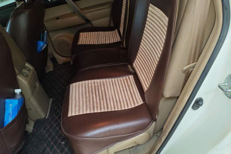 Used Toyota Highlander 2011 2.7L Two-Wheel Drive 5-Seater Sport Edition
