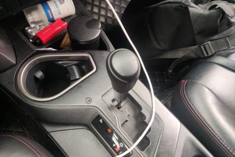 Used Toyota RAV4 2016 2.0L CVT Two-Wheel Drive Fashion Edition China V Standard