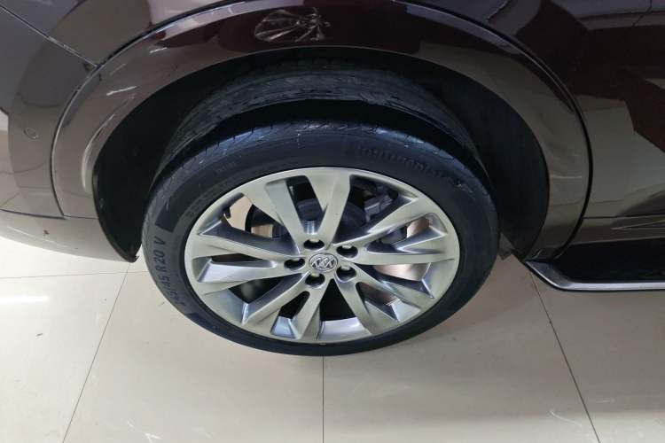 Used Buick Envision 2022 Encore Plus Avenir Aivia 7-Seater Edition Right Rear Wheel Hub