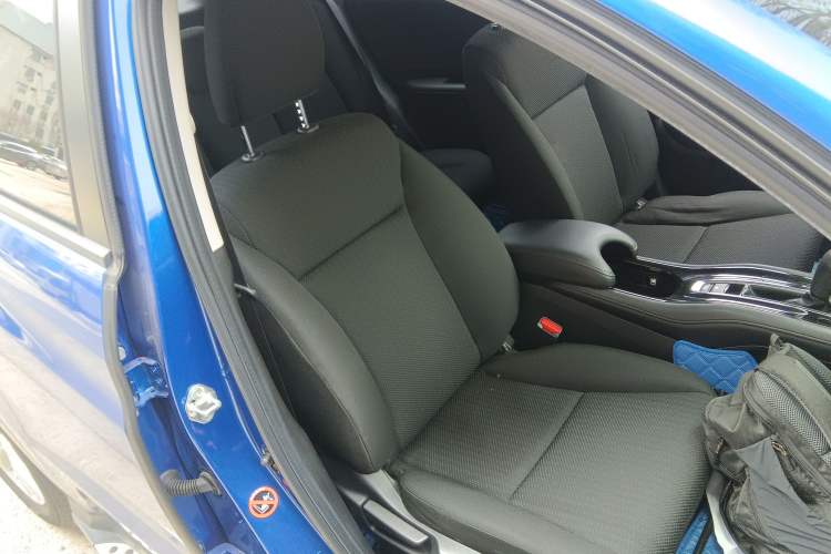 Used Honda Vezel 2015 1.5L CVT two-wheel drive Comfort trim
