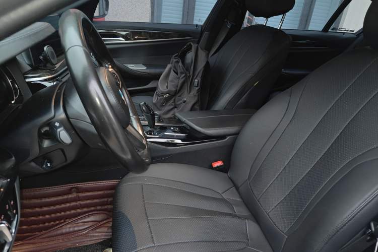 Used BMW 5 Series 2018 525Li M Sport Package
