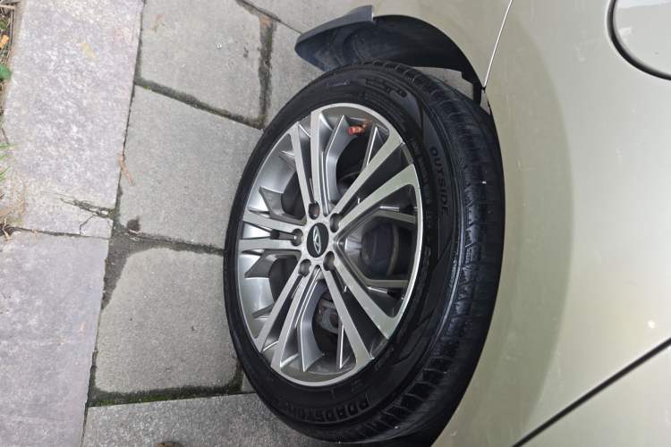 Used Chery Arrizo 5 2016 1.5L CVT Luxury Edition
