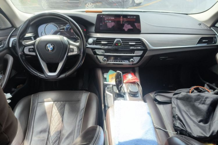 Used BMW 5 Series New Energy 2018 530Le Luxury Package Center Console
