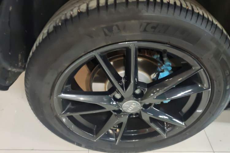 Used Audi Q2L 2021 35 TFSI Progressive Dynamic Edition
