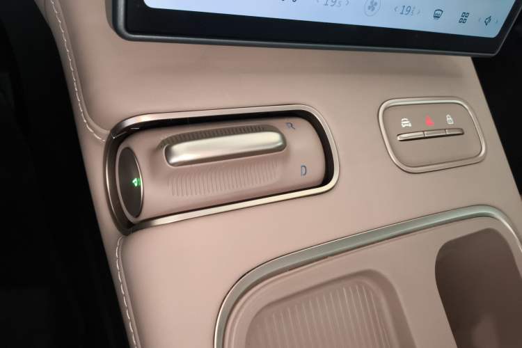 Used Nio EC6 2023 75 kWh