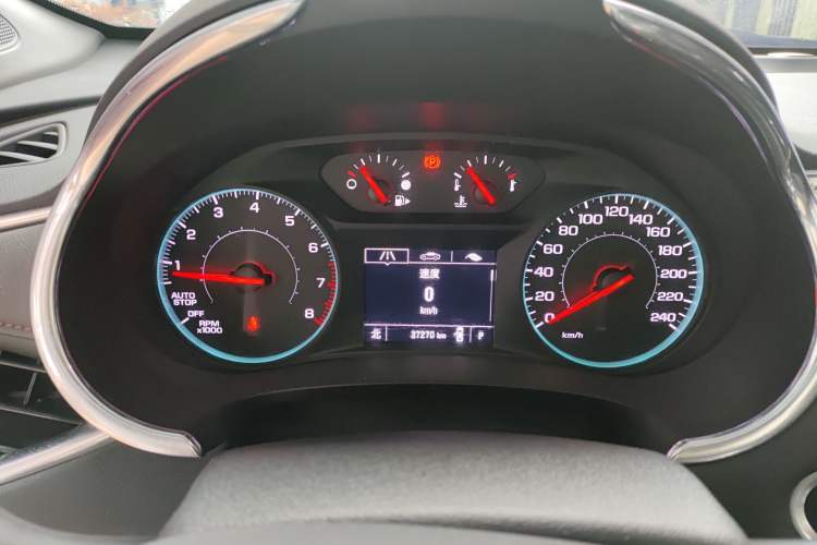 Used Chevrolet Malibu XL 2022 Redline 550T Automatic Sport Edition Instrument Cluster