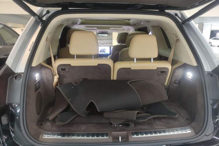 Used Hima AITO M9 2025 Extended-Range Ultra Version 52 kWh 6-Seater Trunk