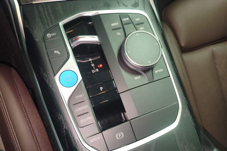 Used BMW i3 2024 eDrive 35 L Gear Lever