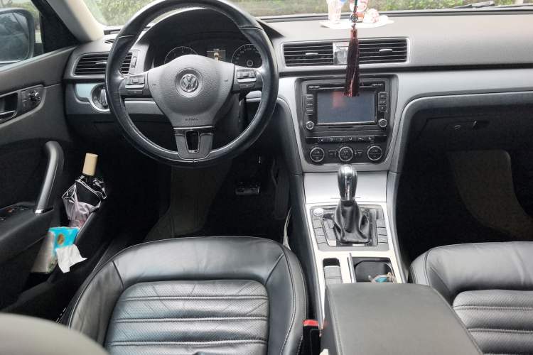 Used Volkswagen Passat 2015 1.8TSI DSG Prestige Edition
