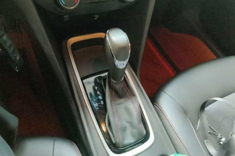 Used Chevrolet Monza 2019 RS 330T Automatic Comfort Edition China VI Standard Gear Lever