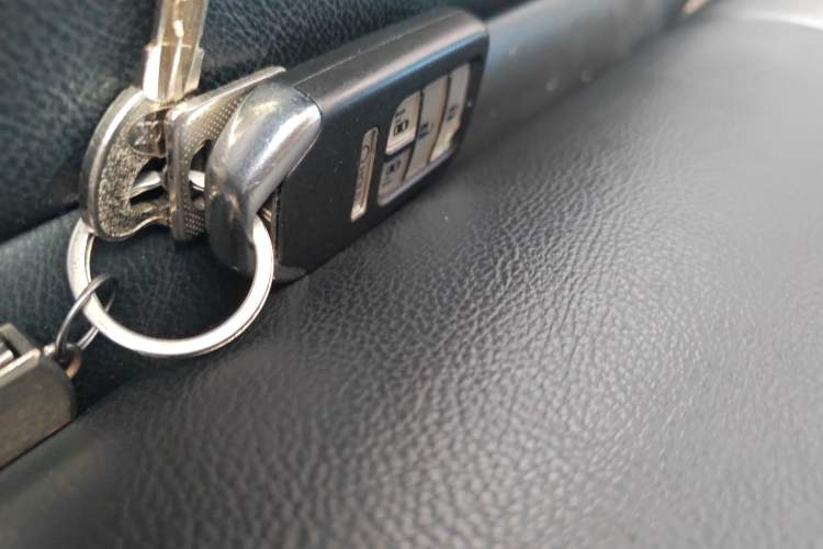 Used Honda Elysion 2019 2.0L Hybrid Supreme Edition Vehicle Key