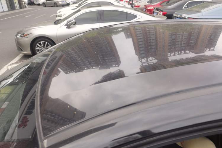 Used Honda Vezel 2016 1.8L CVT Front-Wheel Drive Pioneer Edition
