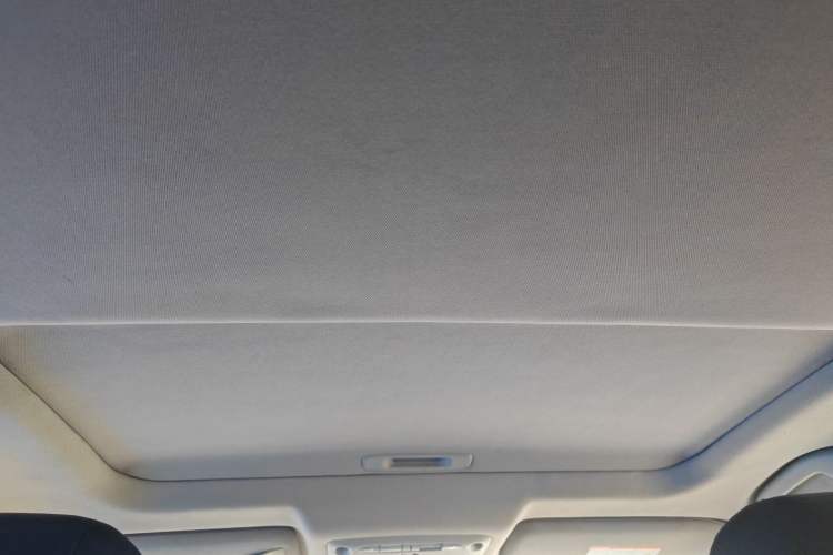 Used Nissan Teana 2013 2.0L XL Comfort Edition Headliner