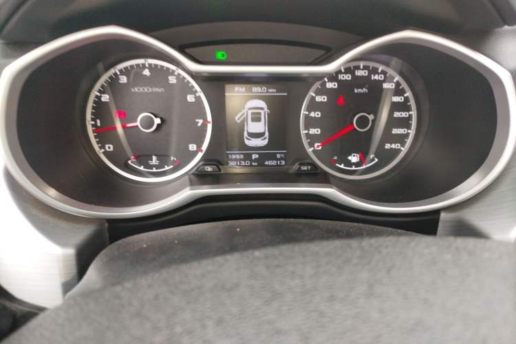 Used Geely Auto Emgrand X7 Sport 2016 1.8TD Automatic ZhiShang Model