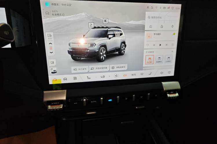 Used Deepal G318 2024 Four-Wheel-Drive Air Suspension Model Audio And AC Panel