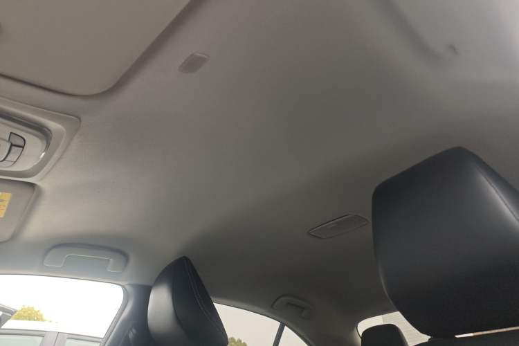 Used Toyota Corolla 2023 1.8L Smart Electric Hybrid Dual-Motor Pioneer Edition Headliner