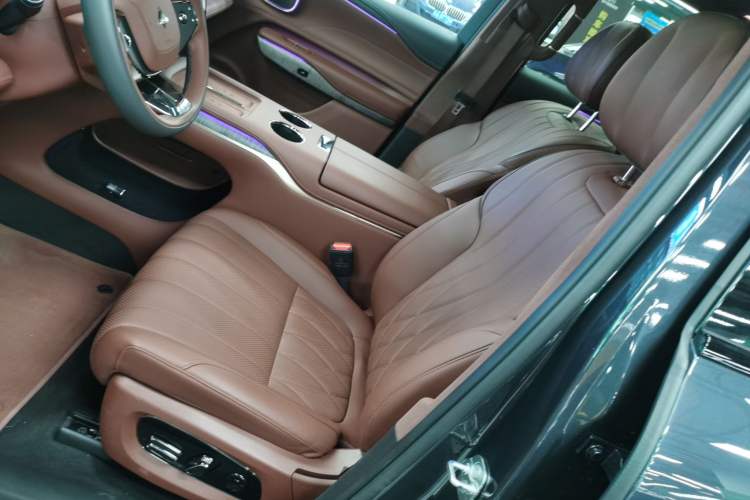 Used Hyptec HL 2025 700 Ultra Six-Seater All-Wheel-Drive LiDAR Version
