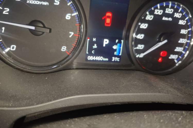 Used Mitsubishi Outlander 2013 2.4L 4x4 Luxury Navigation Edition 5 Seats
