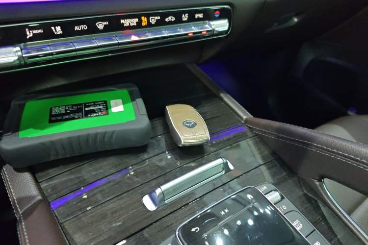 Used Mercedes-Benz GLE 2021 GLE 350 4MATIC Stylish Model Interior 1