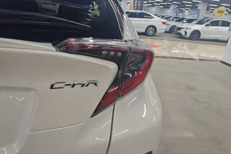 Used Toyota C-HR 2020 2.0L Luxury Edition Right Rear Taillight
