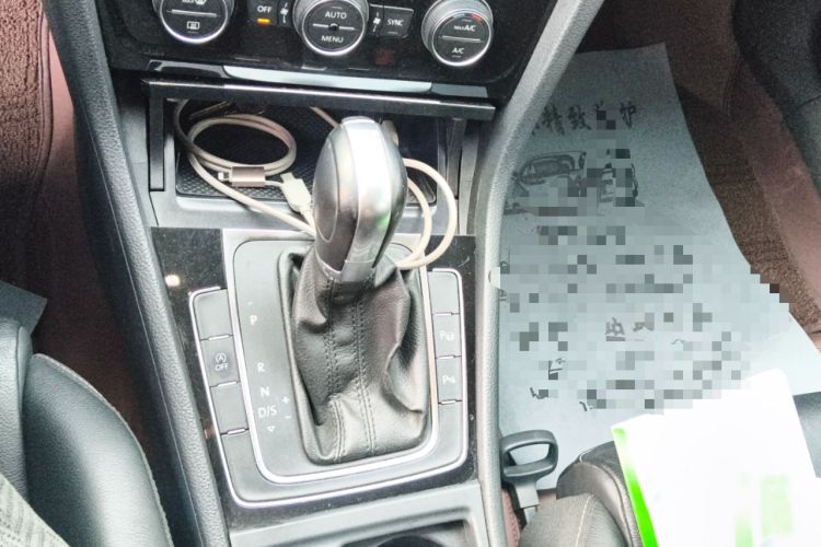 Used Volkswagen Golf (Import) 2014 1.4TSI Luxury Travel Edition
